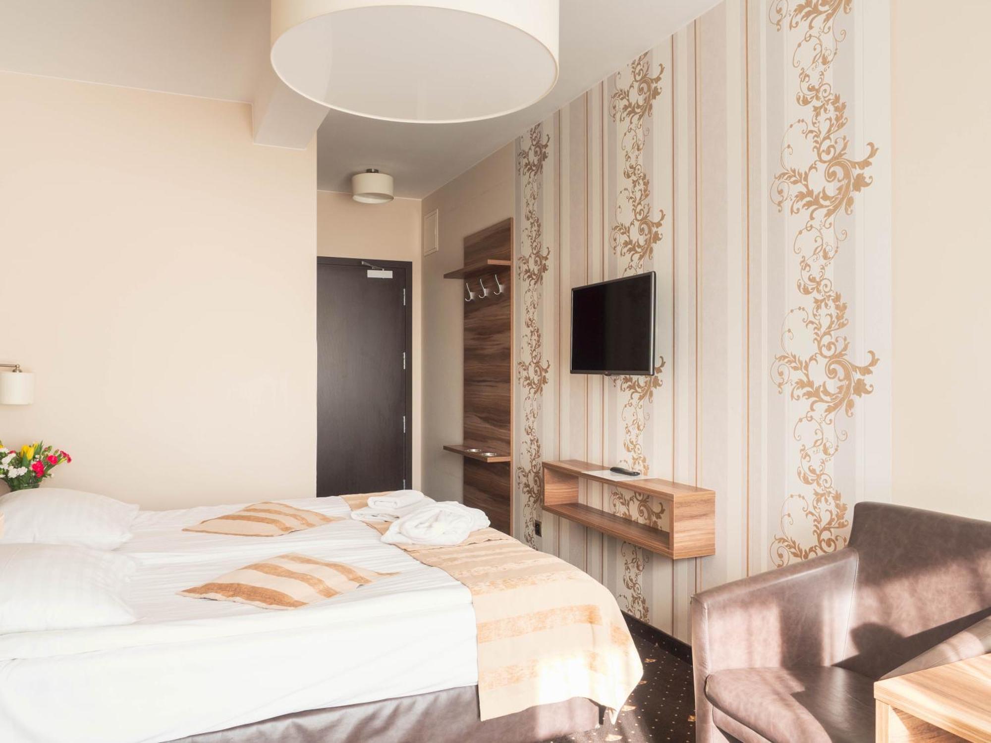 Cristal Spa Dzwirzyno Bilik gambar